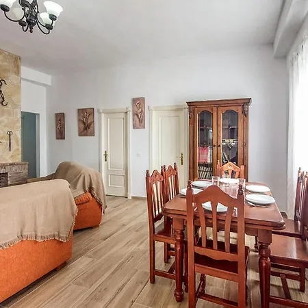 Awesome In With Wifi Holiday home Arcos de la Frontera